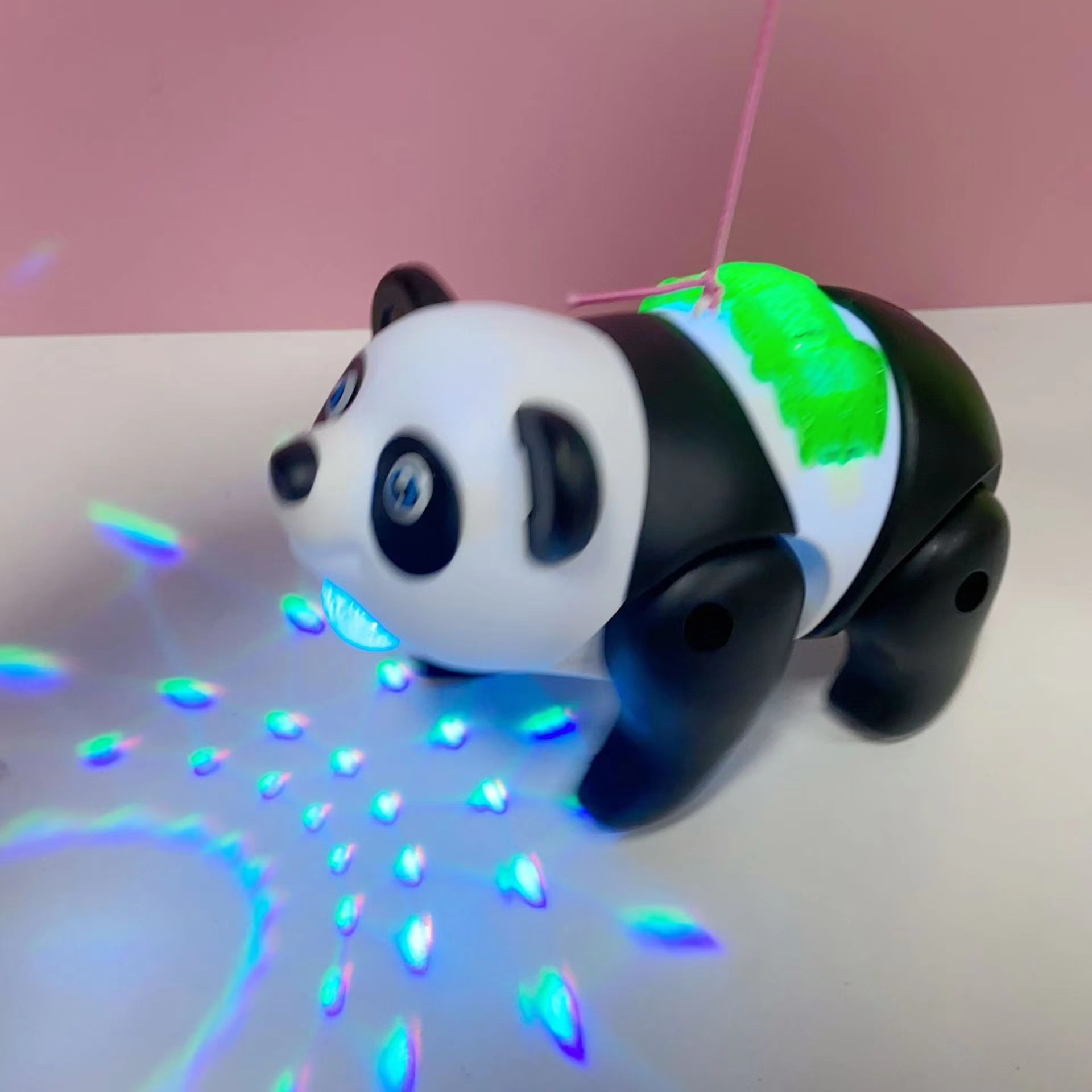 Electric Universal Leash Panda That Can Walk, Lights Up, Plays Music, National Treasure Street Stall Lantern, Children's Toys Wholesale, Chinese Trend