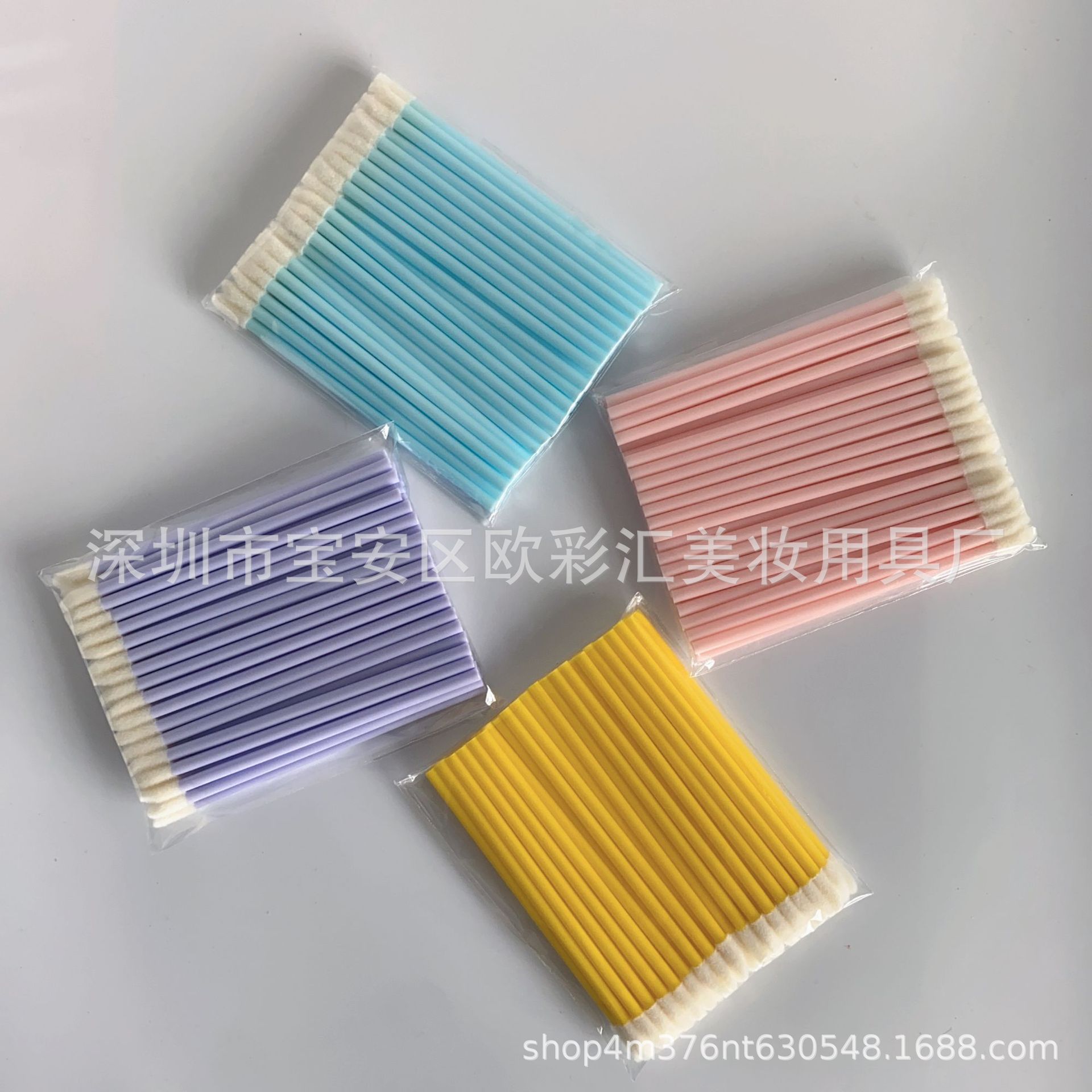 Spot wholesale disposable hollow rod lip brush portable lipstick brush flocking lip brush beauty beauty tools