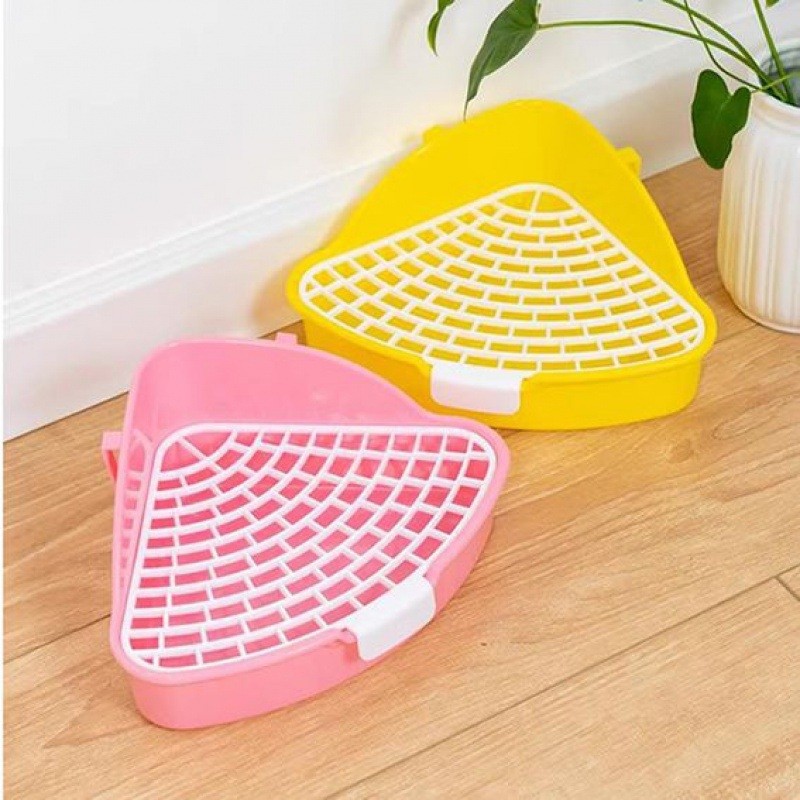 (Free Shipping) Special Toilet for Small Pets Without Pooping, Triangular Toilet for Small Pets, Mini Urinal for Chinchillas and Rabbits