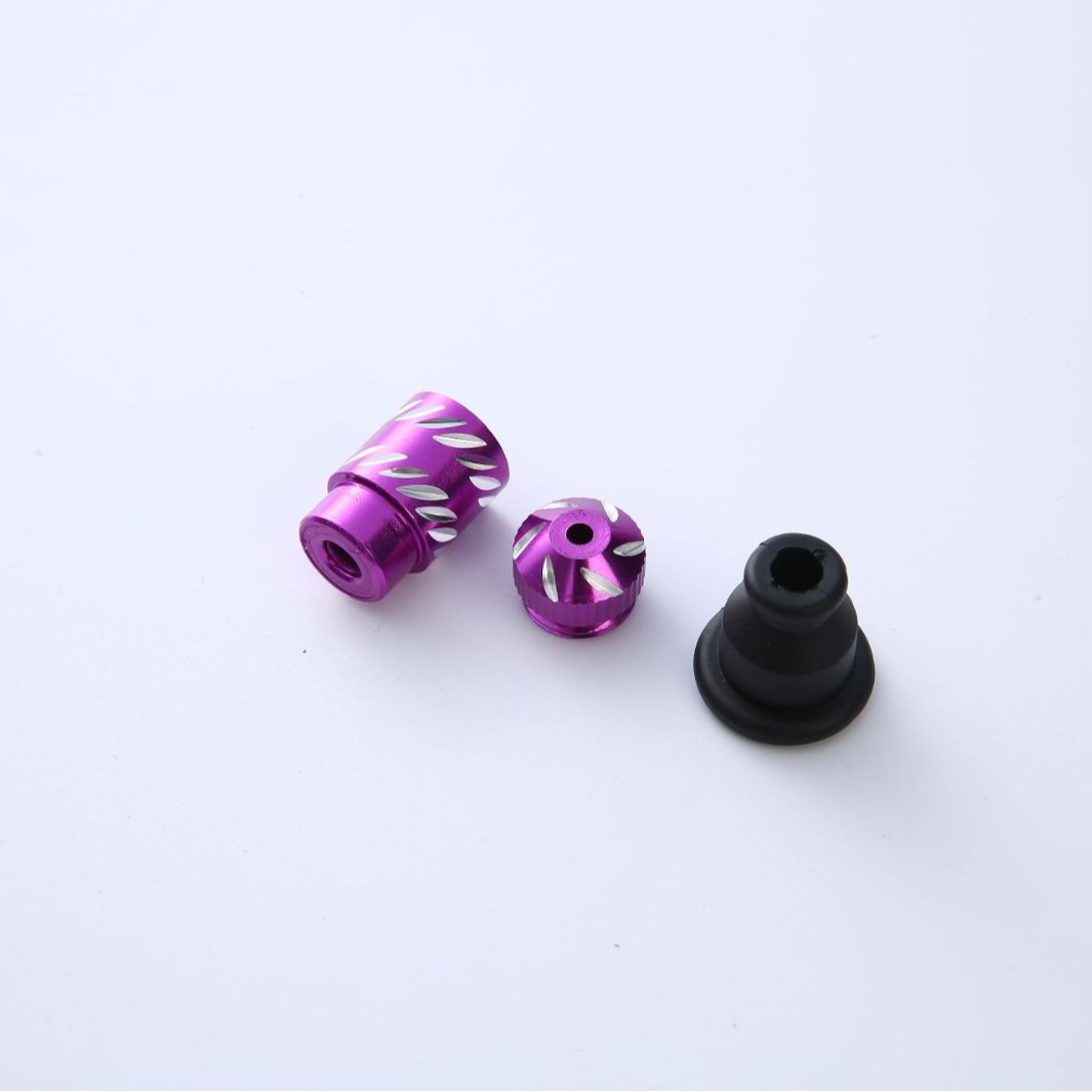 Foreign Trade New Carved Pacifier Metal Pipe Snuff Device Length 53mm Small Snuff Bottle Smoking Accessories Wholesale