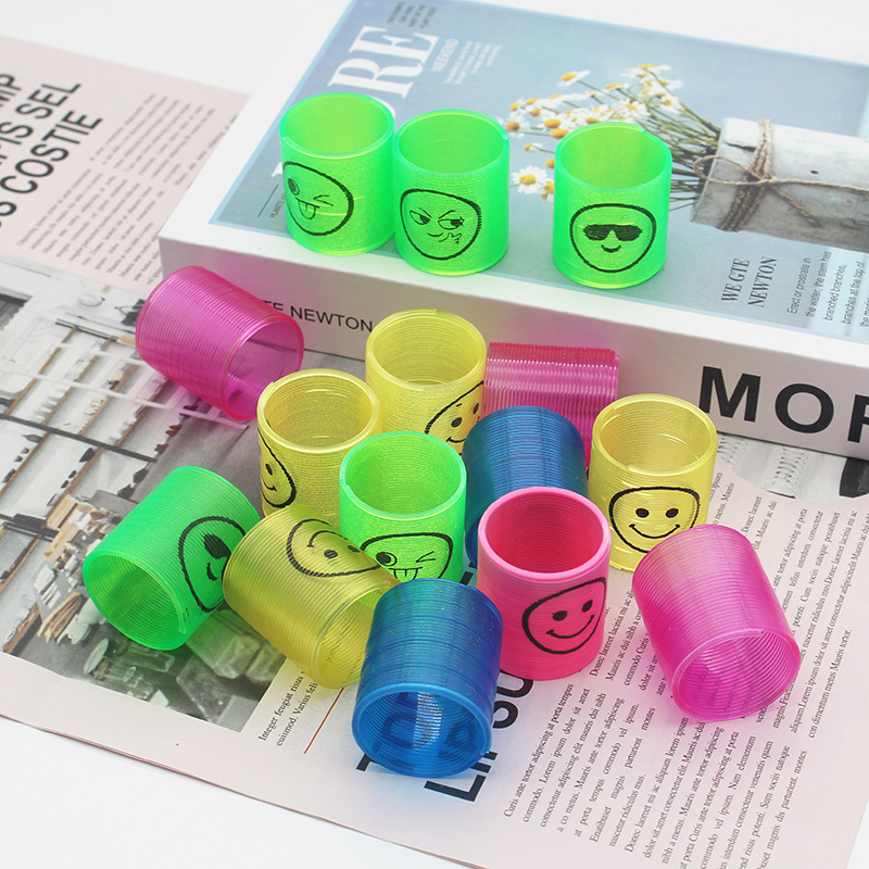 Rainbow circle mini smiling face 3.2x 3.5CM stacked colorful circle elastic ring nostalgic children's toys manufacturers wholesale
