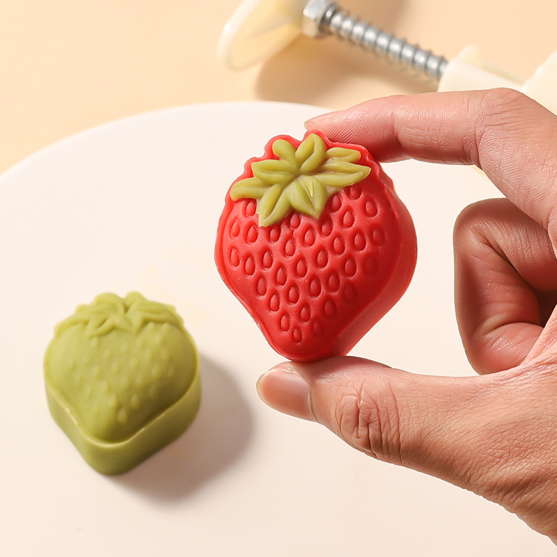 Интернет-знаменитость 2023 новый корейский мультяшный mold для фруктового клубничного лунякового пирога для зеленой фасоли, мороженого, пресс для выпечки дома