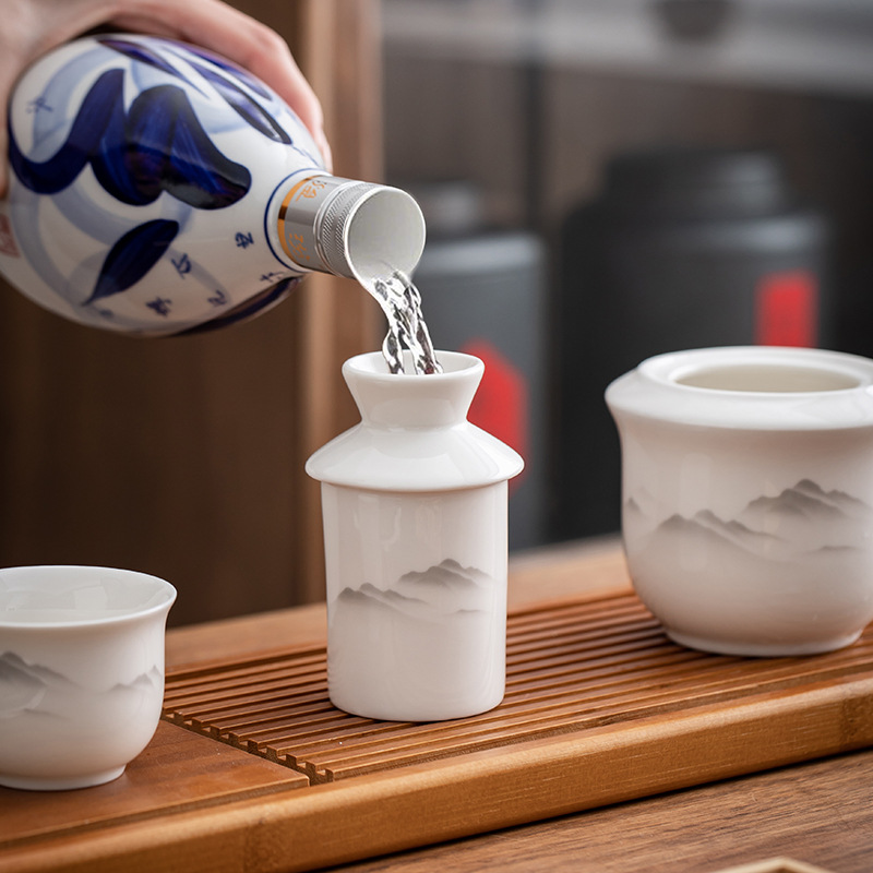 Ink Wash Distant Mountain Outdoor Travel Portable Wine Warmer Ceramic Wine Divider Wine Glass Yellow Wine Hot Wine Pot Custom Logo