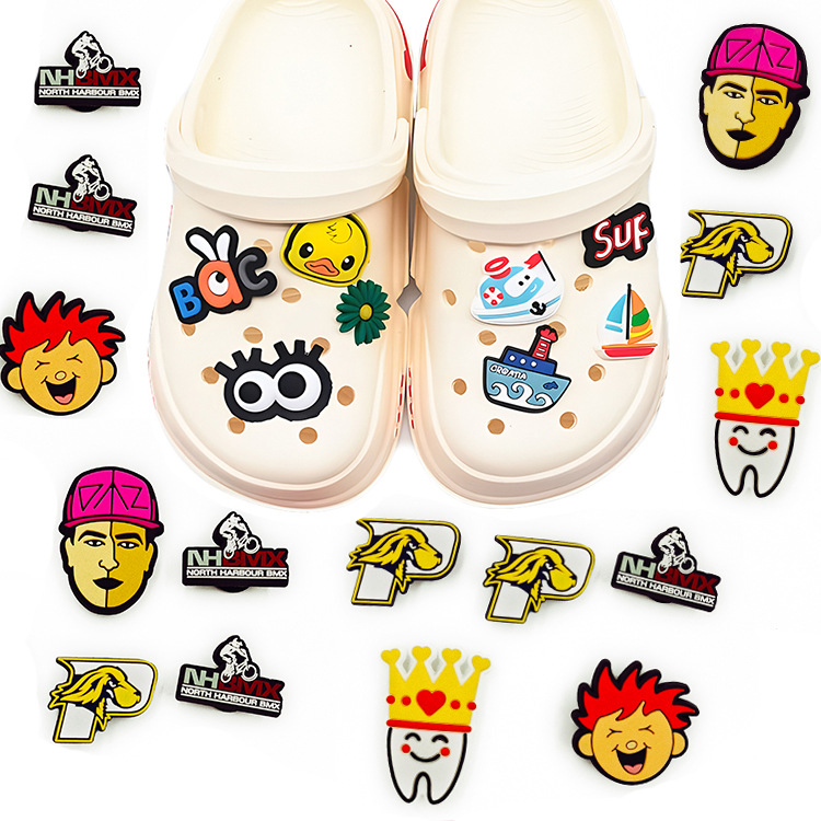 Cross-Border Clogs Shoe Buckles Pvc Plastic Shoe Flower Shoe Accessories Cute Cartoon Beach Shoes Shoe Decoration DIY