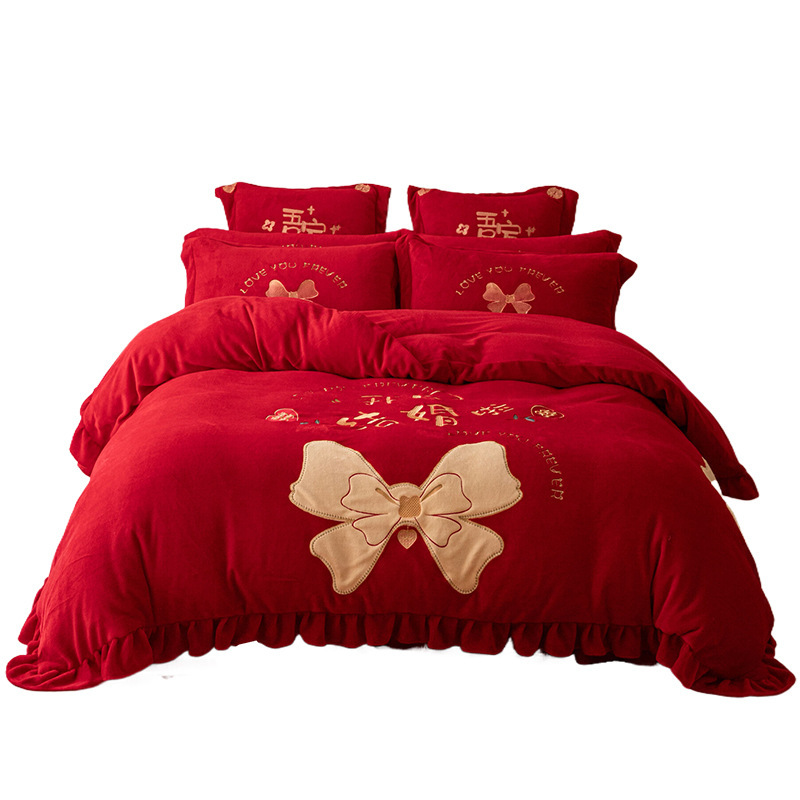 Winter Milk Velvet Wedding Four-Piece Set Thickeneded Warm Coral Velvet Quilt Cover Red Wedding Quilt Complete Set