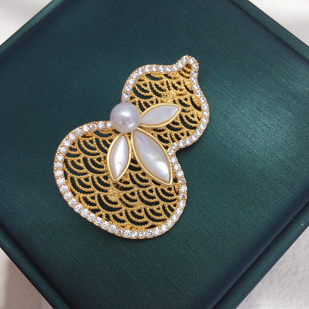 Натуральная пресноводная жемчужина Новый китайский стиль Натуральная морская раковина Брошь из перламутра Горох Удача и благосостояние Корсаж Осень и зима Универсальный