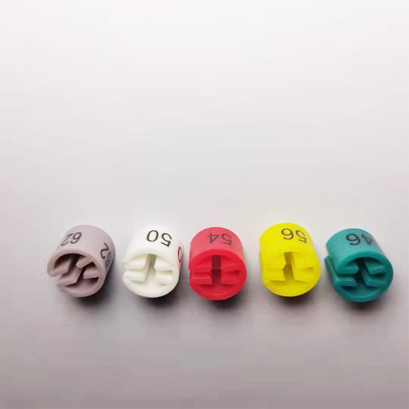 Clothes hanger round hook flat hook round four-tooth size ring plastic size ring sample color printing foreign trade size buckle