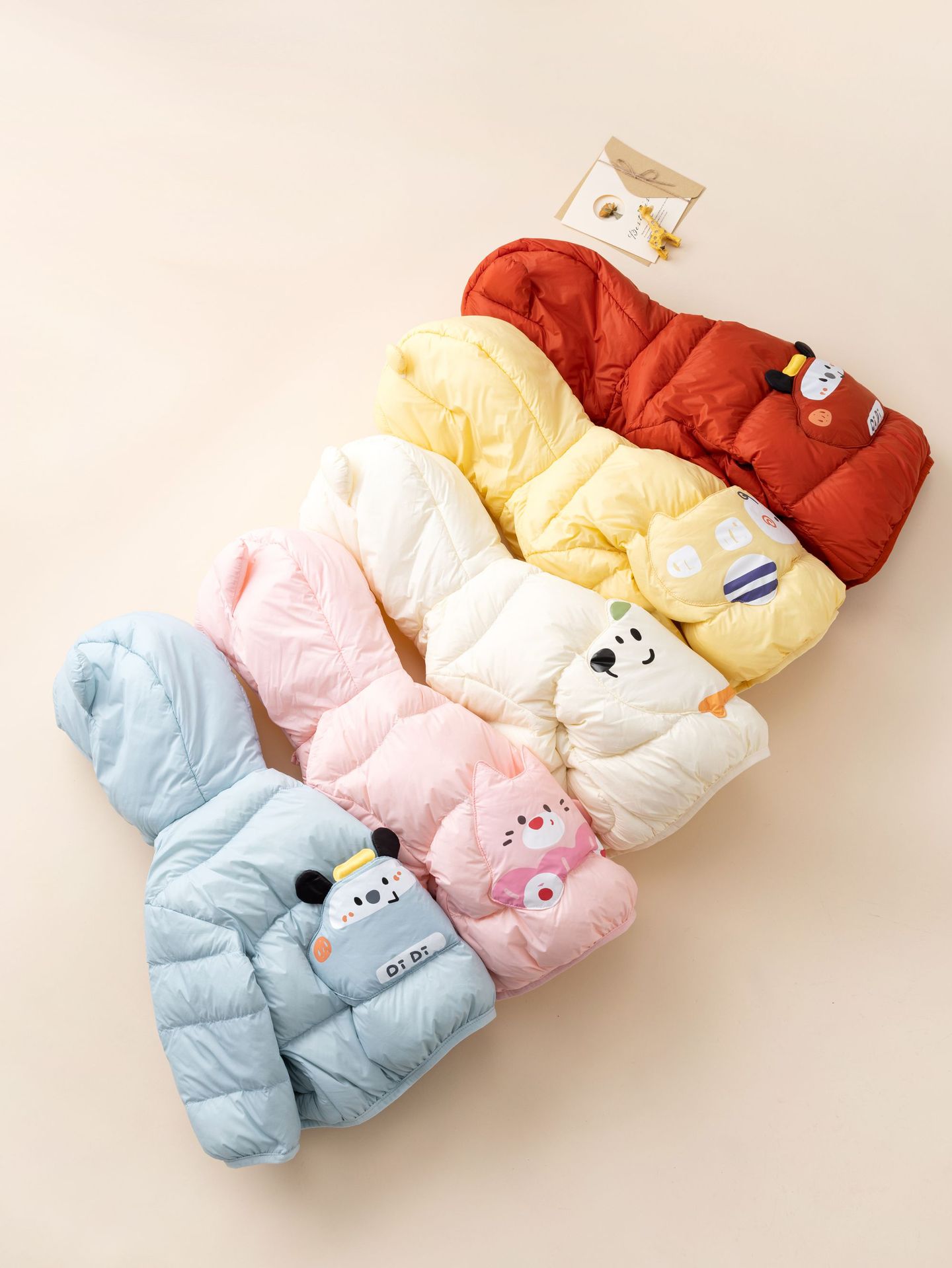 New National Standard 90 down Backpack Kidsren's down Jacket Winter Baby Lightweight Baby Outwear Warm Hooded Style Cute Kidsren's Clothing