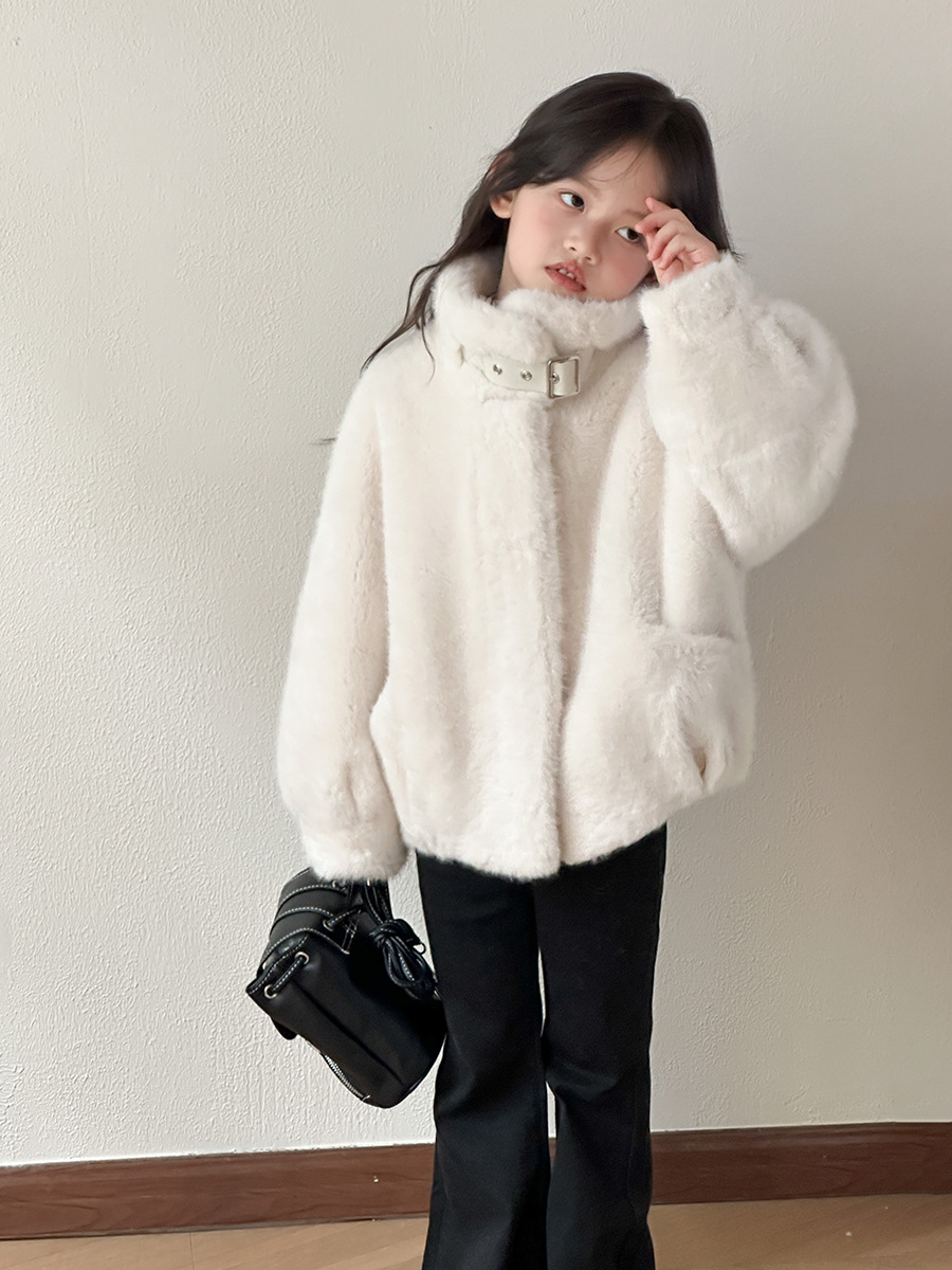 25 New Winter Girls' Fur Outwears, Imitation Fur One-Piece Outwears, Thickeneded Short Mink Fur Kidsren's Winter Outwears