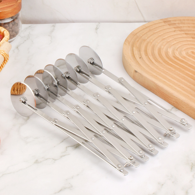 Fcm In-Stock Retractable Multi-Wheel Dough Cutter Roller Multifunctional Dough Cutter Stainless Steel Pizza Cutter