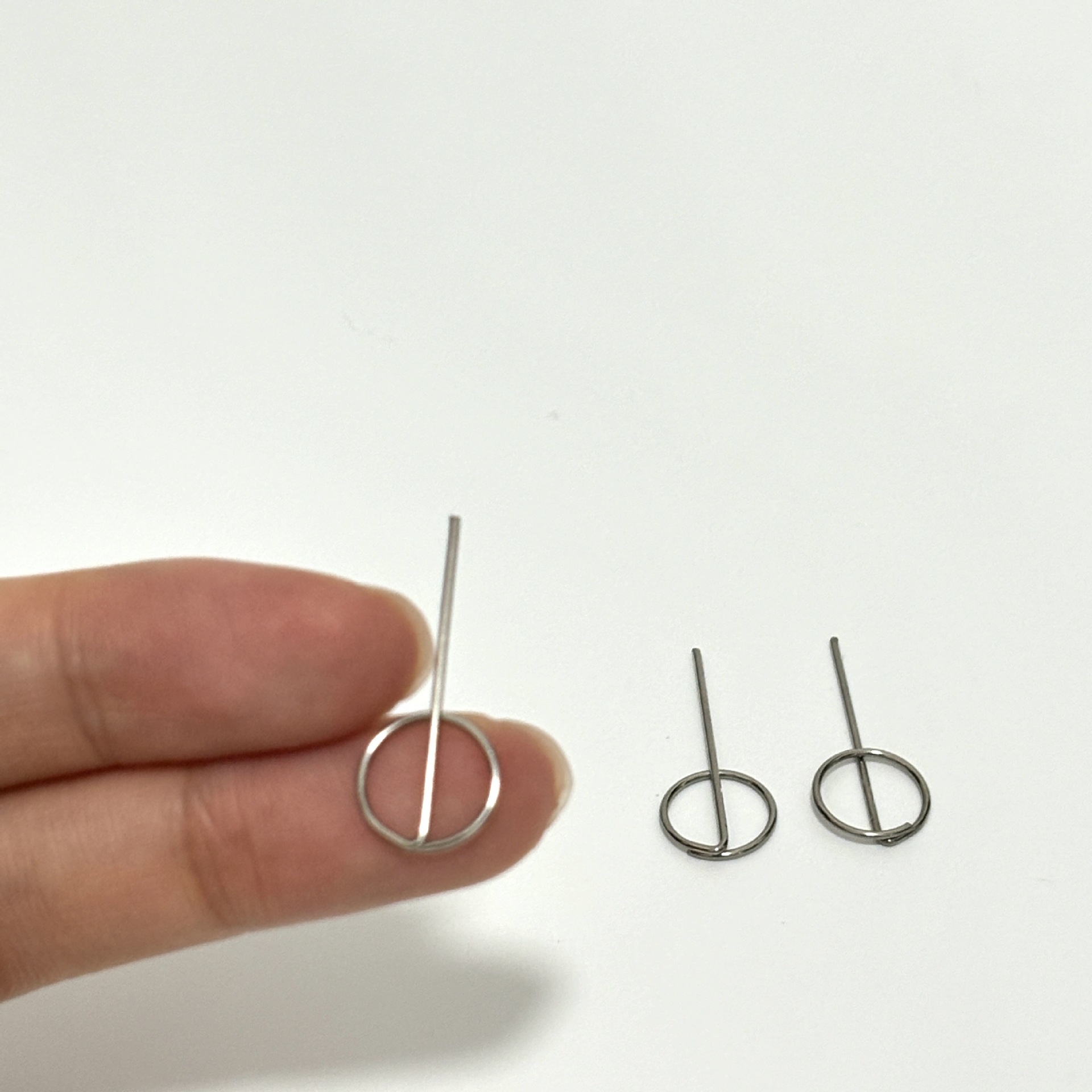 Sim Card Ejector Pin Suitable for Xiaomi, Huawei, Vivo, Apple, Oppo, Samsung, and Other Portable Phones