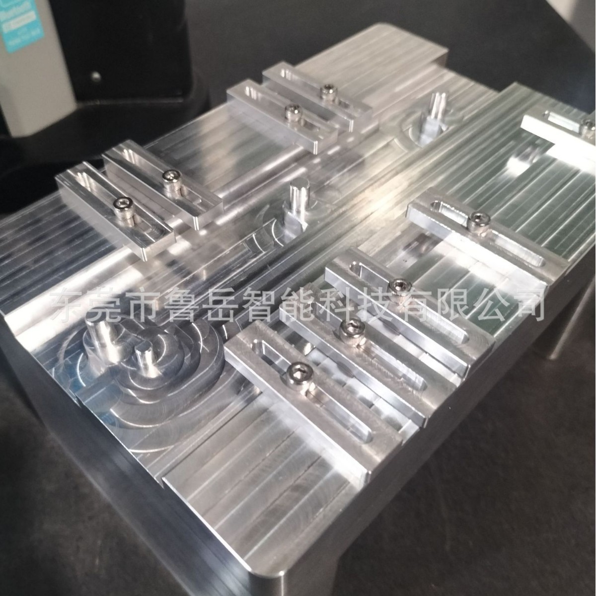 Кастомизация нестандартных деталей с ЧПУ