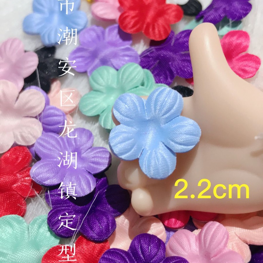 декоративные цветы в форме лепестков