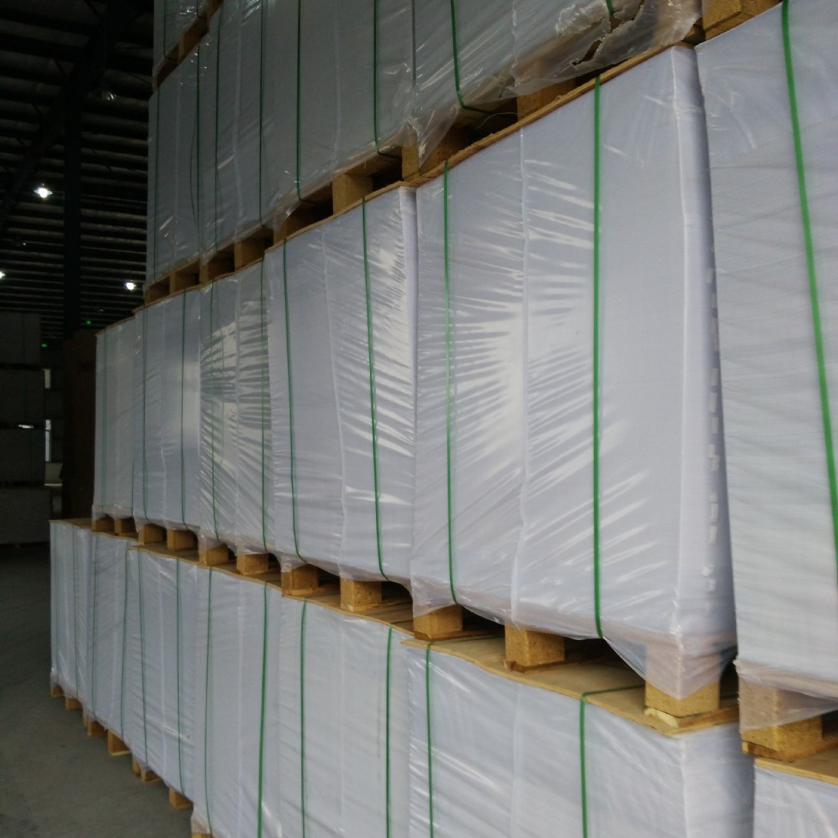 Long-Term Supply 200g 350g Double-Sided Coated Paper 250g Coated Paper Cover Art Paper Wholesale