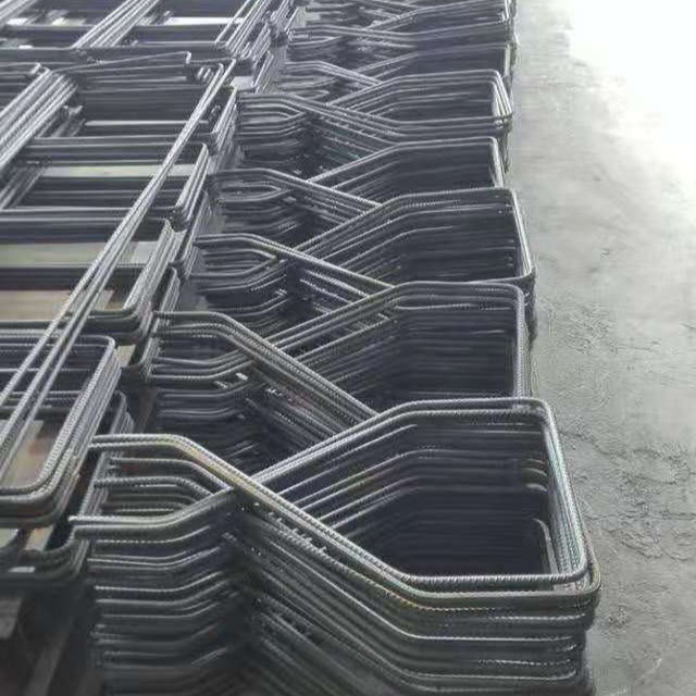 Processing of Stirrup Twisted Bars, 8-10 Coils of Round Straightened Three-Grade Threaded Steel Beams, Construction Site Steel