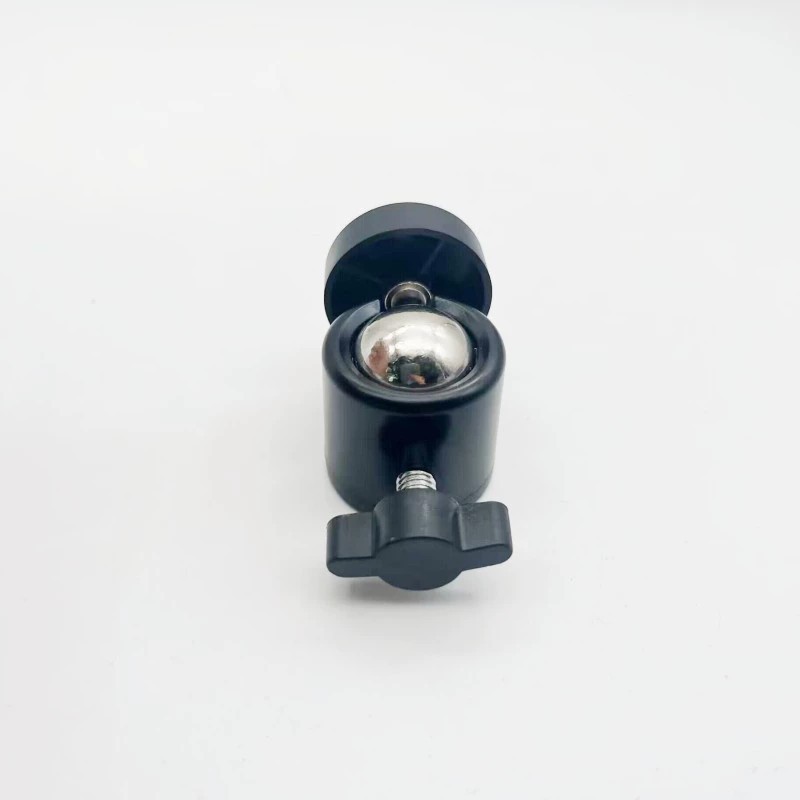 Universal spherical head