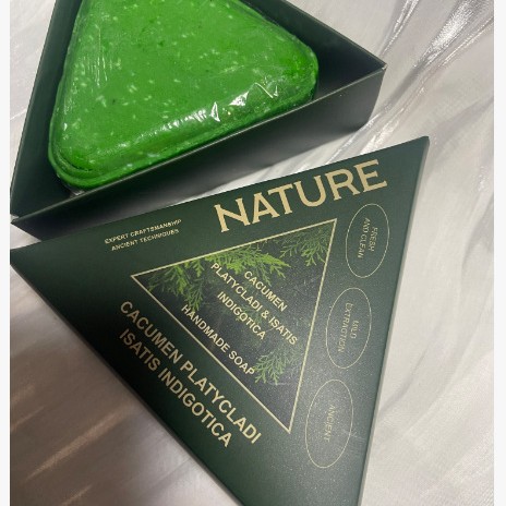 Фабрика Английская версия Шампунь-соap из листьев Платикладуса Шампунь Трава Усмана из Синьцзяна Полигонум Мультифлору Ручная работа Sevengreenso