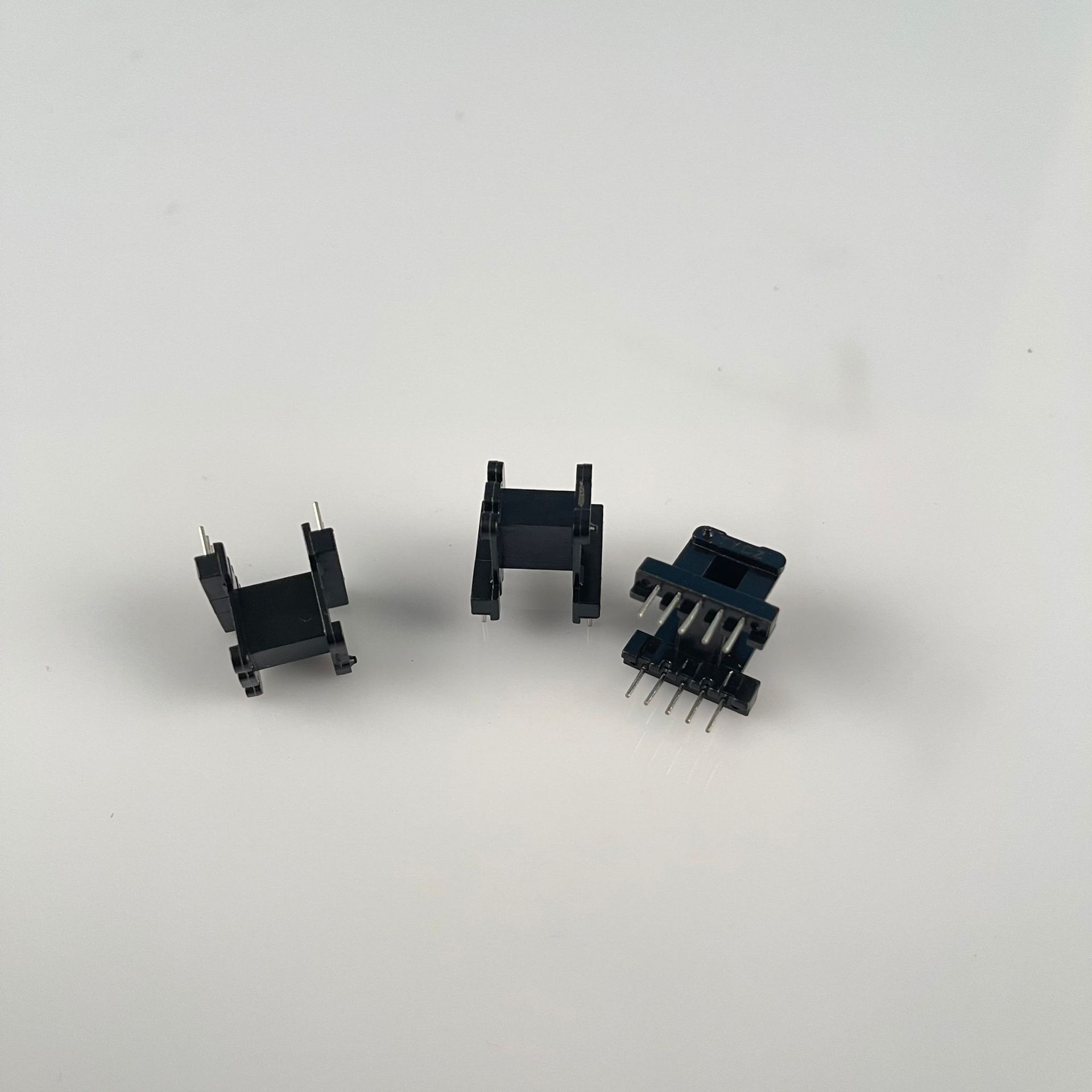 Manufacturers supply EE16 horizontal thickened widened 5+5, magnetic core increased 7MM, row distance 13mm Bakelite skeleton