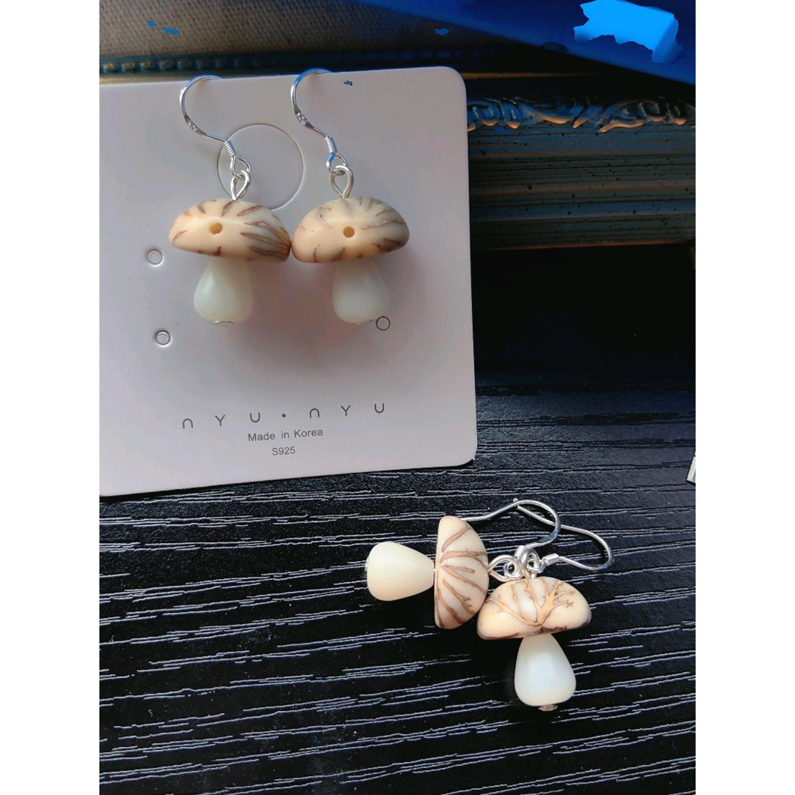 Original Plant Seed Mushroom Shape Silver Line Bodhi White Jade Bodhi Smart All-match Creative Handmade Earrings