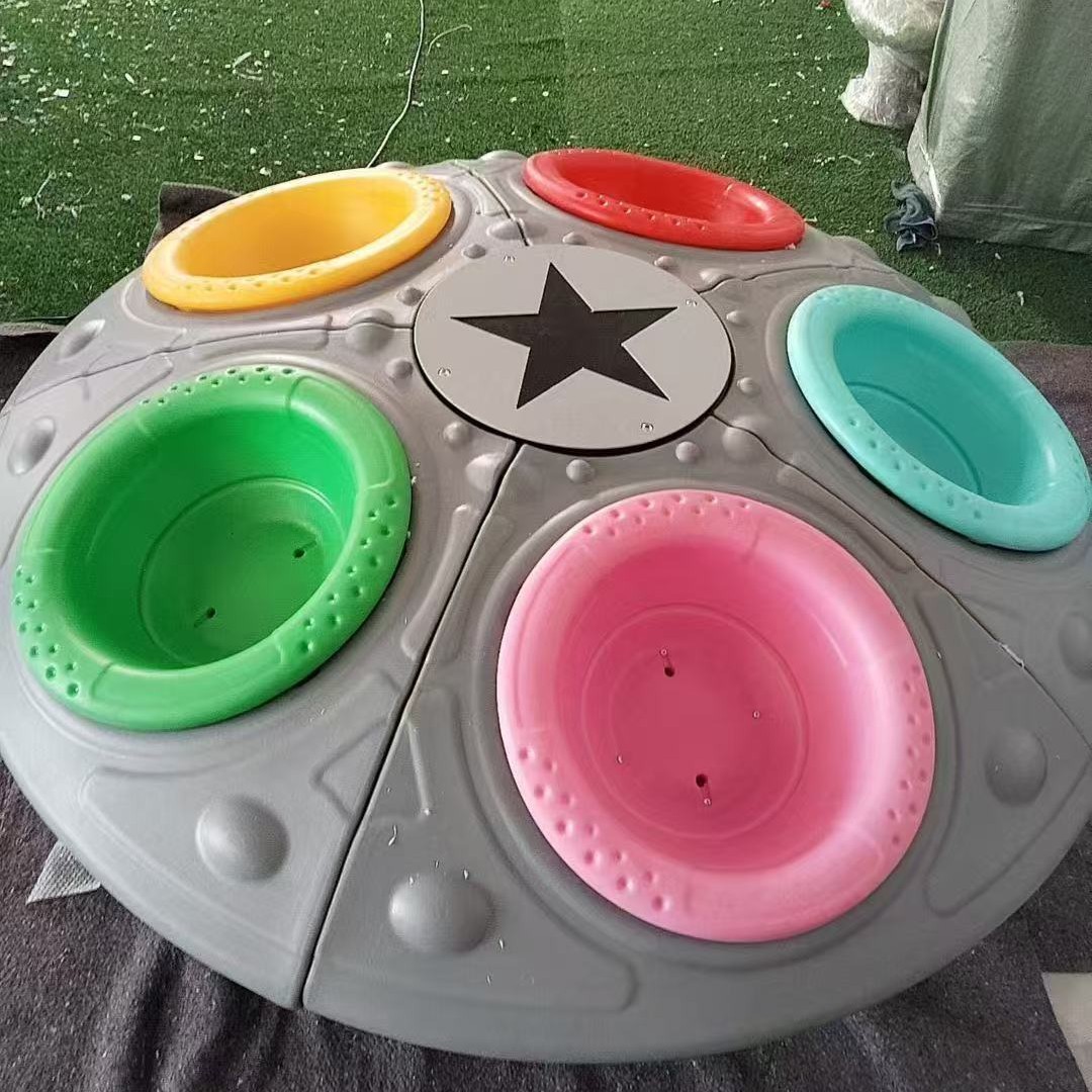 Three-Person and Five-Person Ufo Spinning Chair Ufo Flying Disc-Shaped Amusement Spinning Chair Community Park Children's Amusement Equipment Manufacturer