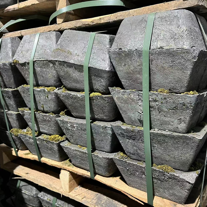 Large Quantities of Antimony Blocks Are Available for Long-Term Supply. the Content Is about 85. Non-Standard Material Raw Antimony Is Used for Metallurgical Addition and Smelting