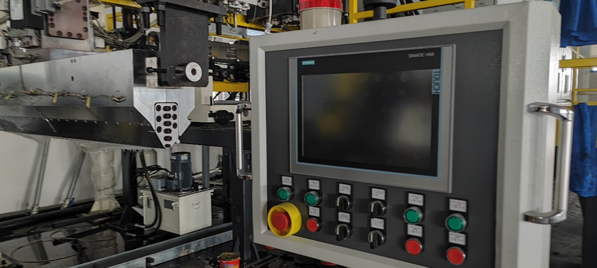 Test Machine Finished Shanghai Jinwei Pet 1.6m Aba Sheet Casting Sheet Machine