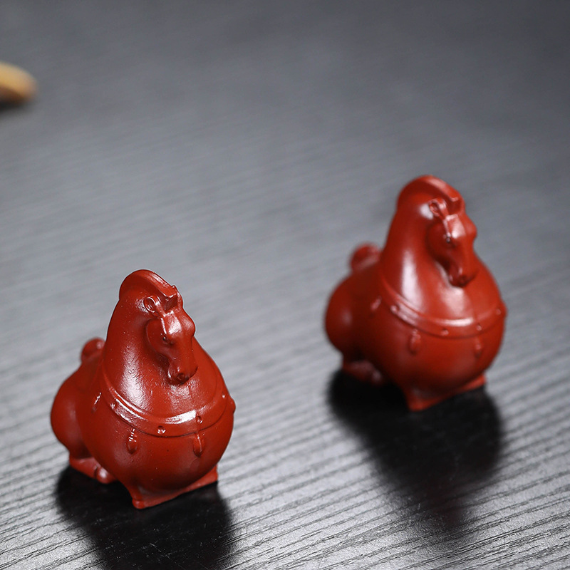 Yixing Purple Sand Tea Pet Handmade Dahongpao Sculpture Tea Tray Small Ornaments Zodiac Horse Tea Insect Tang Horse Tea Toy Accessories