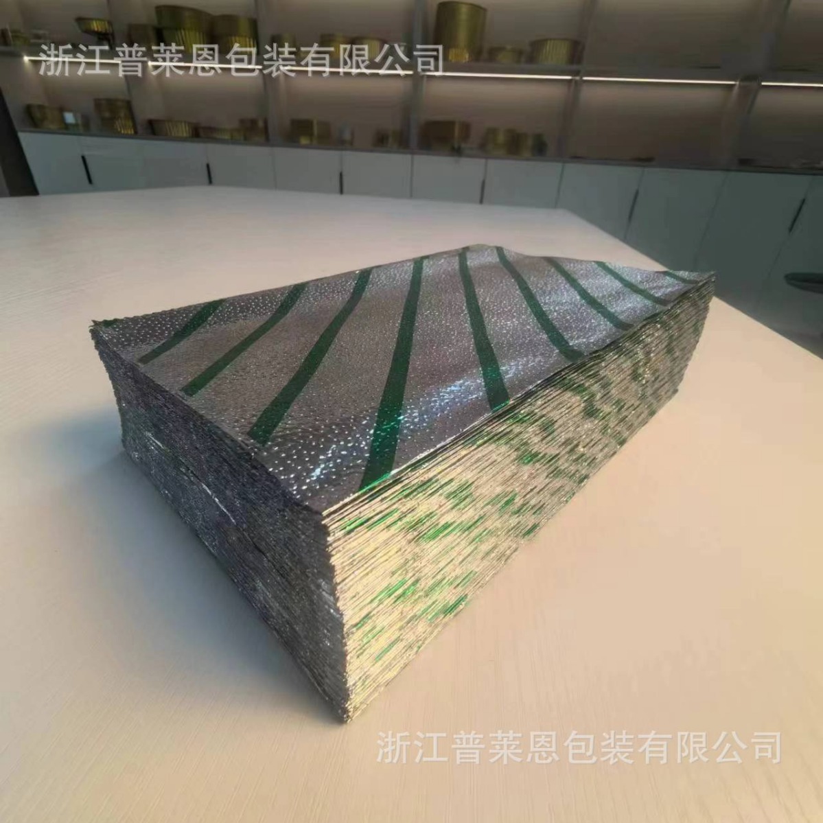 Extractable Aluminum Foil Paper, Foldable Aluminum Foil Packaging, Pure Tin Foil for Sealing Burgers and Keeping Grilled Chicken Warm