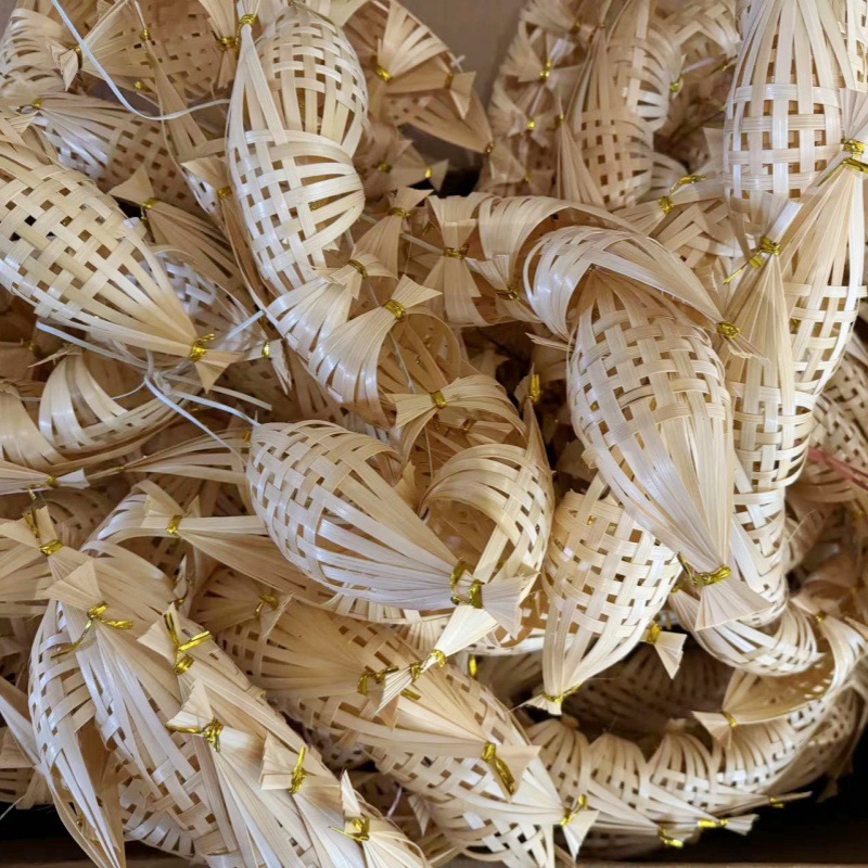 Chaoshan net red bamboo lantern chicken cage 5*7 long cage hydrangea dragon boat festival lantern decoration wholesale