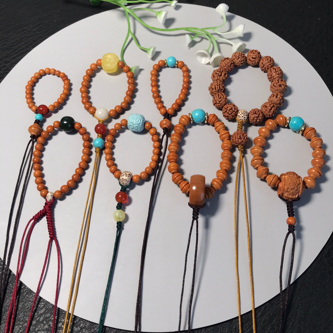 Nuclear Hometown Hand-made Natural Small Beads Hand-twisted Handpiece Original High-grade Beeswax Creative Handmade Gourd Pendant