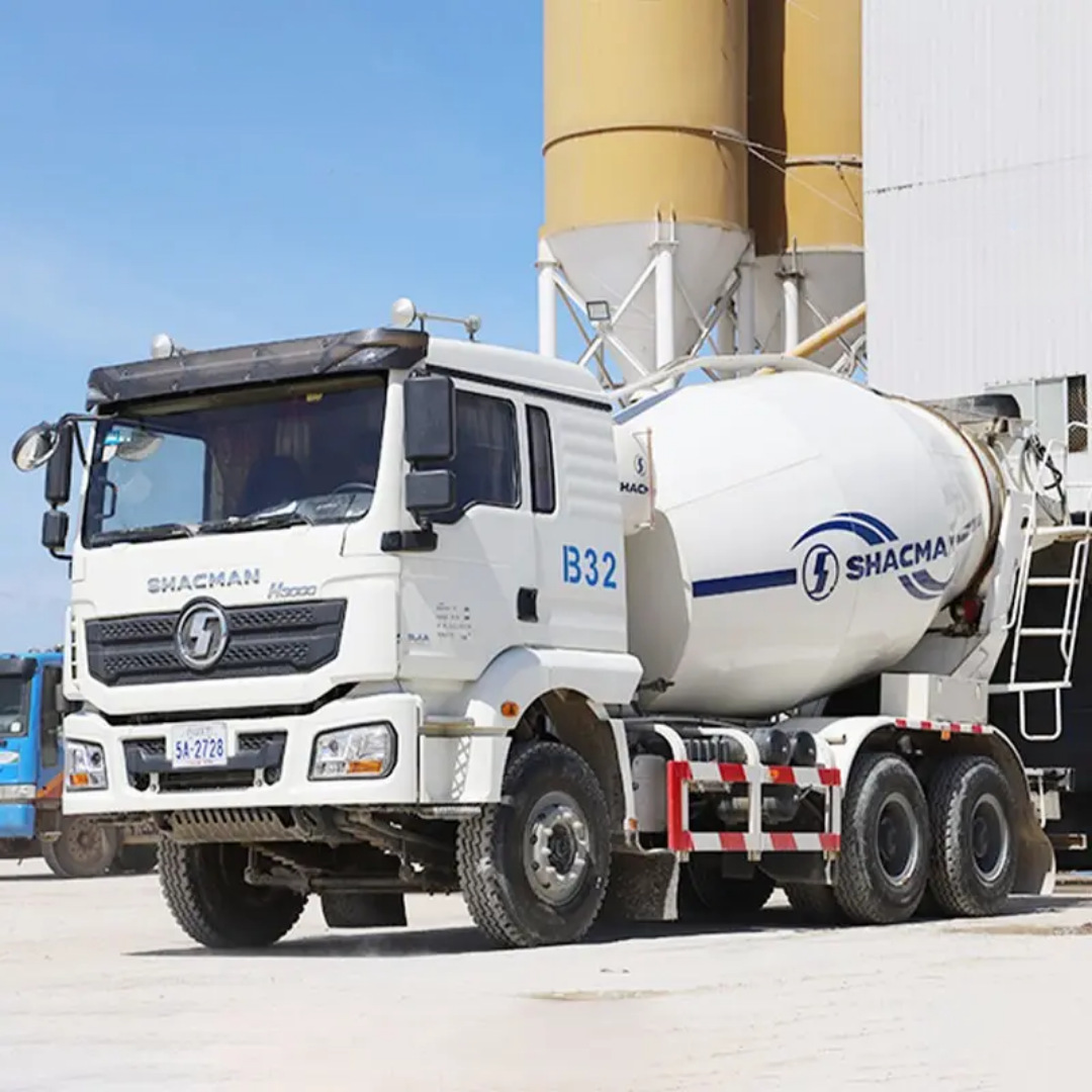 Shaanxi Automobile Shacman 12-Cubic Meter and 14-Cubic Meter Concrete Mixer Truck Exported Directly from Shaanxi Automobile Concrete Mixer Tank Factory