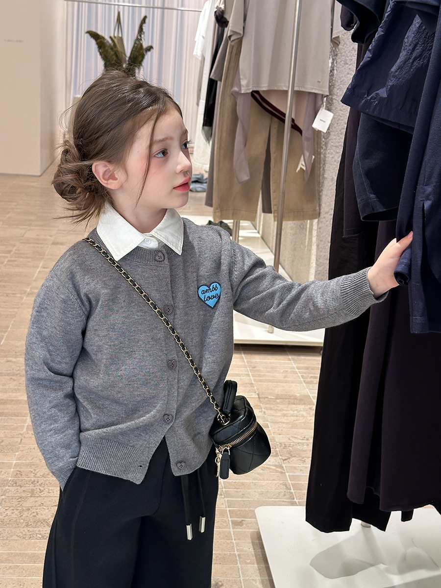 Aimobeibei 2025 Autumn New Korean Style Versatile Heart Letter Sweater Cardigan Knitted Jacket for Boys and Girls