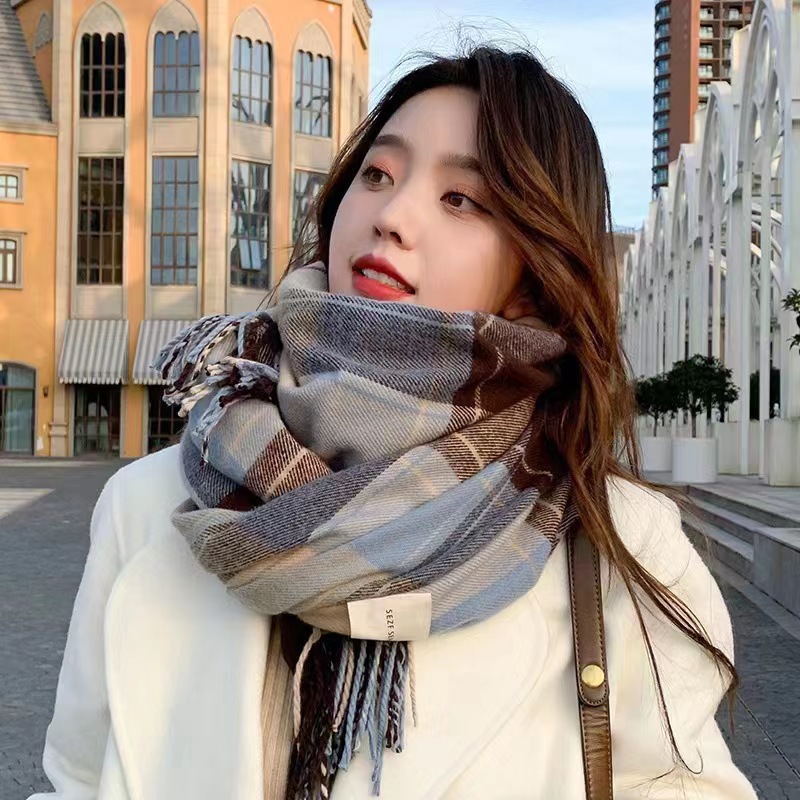 Scarf Women's Winter High-end Sense Yu Shu Xin Same Plaid Shawl Couple's All-match Warm High-face Value White Student
