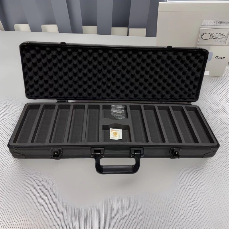 Factory Direct Sales Aluminum Alloy Pure BlacK K-shaped EVA Inner Grids 500-type Chip Suitcase Leisure Entertainment PoKer Dice