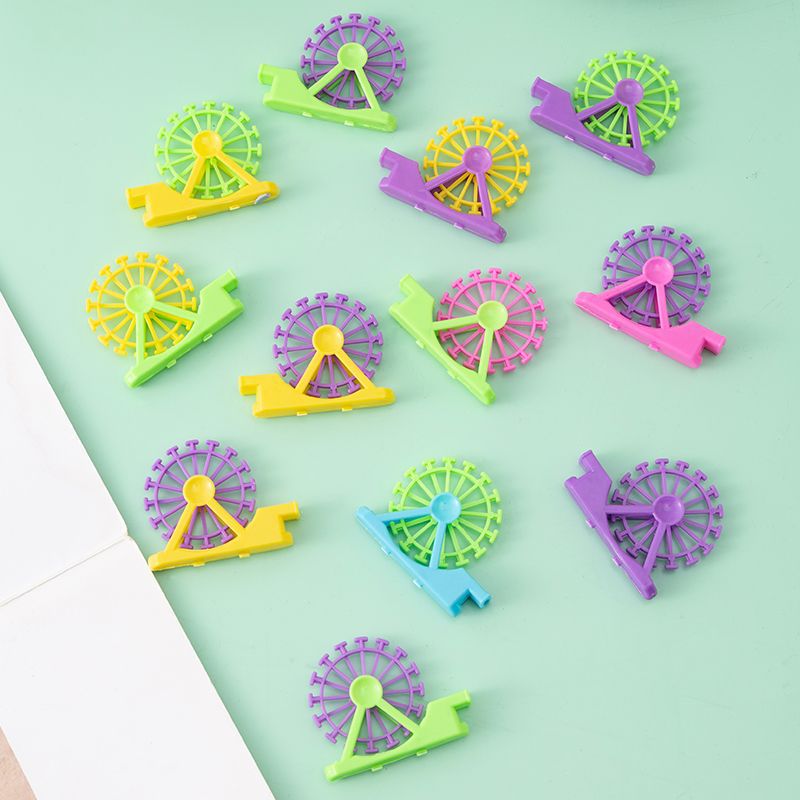 Cartoon Toys New Ferris Wheel Shape Whistle Creative Whistle Plastic Children's Fun Ordinary Small Toys Wholesale