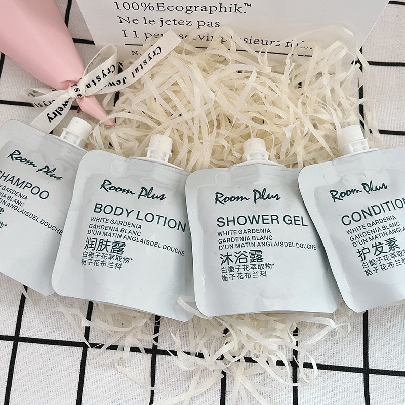 Шампунь, кондиционер и гель для душа в дорожном размере в стиле классного отеля 5 звезд Gardenia