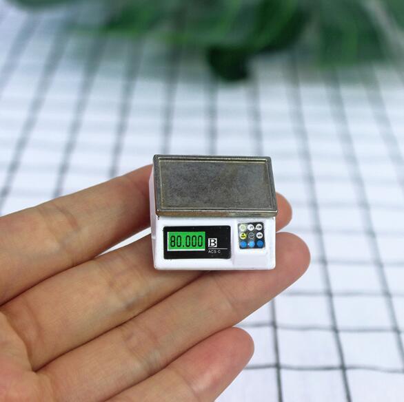Miniature Food Play Scene Model Doll House Accessories Mini Electronic Scale