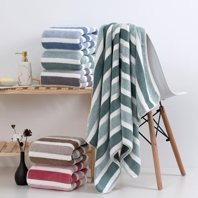 Cross-Border Cationic Coral Velvet Two-Color Wide Towel Bath Towel Set Soft and Absorbent Gift Supermarket Wholesale