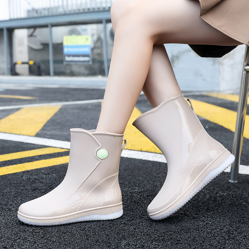 Fashion Women's Winter Short Barrel Rain Boots Kitchen Water Treading Rubber Shoes Non-slip Wear-resistant Cover Shoes Rain Shoes Adult Work Wearing Water Shoes