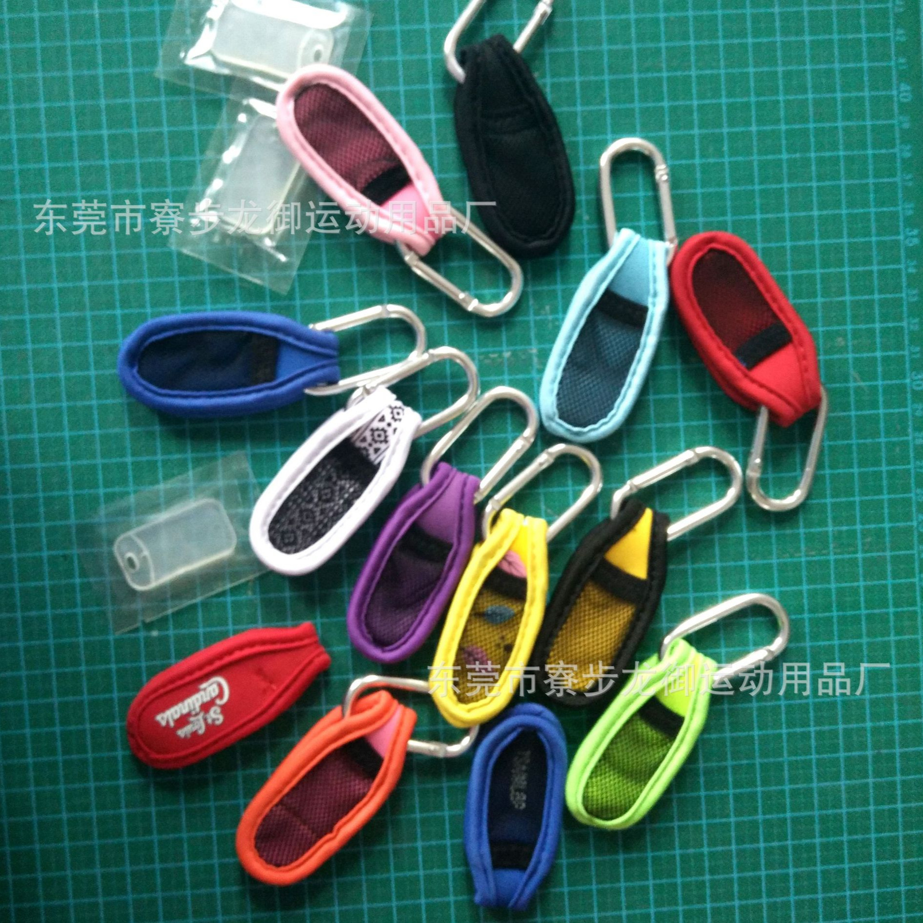 Outdoor Diving Material Anti-Mosquito Repellent Bracelet Carabiner Portable Adult Colorful Camouflage Portable Pendant