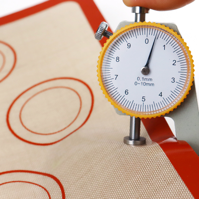 Factory Hot-selling Amazon High Temperature Resistant Silicone Baking Mat Rolling Mat Macaroon Non-stick Kneading Mat Silicone Baking Mat