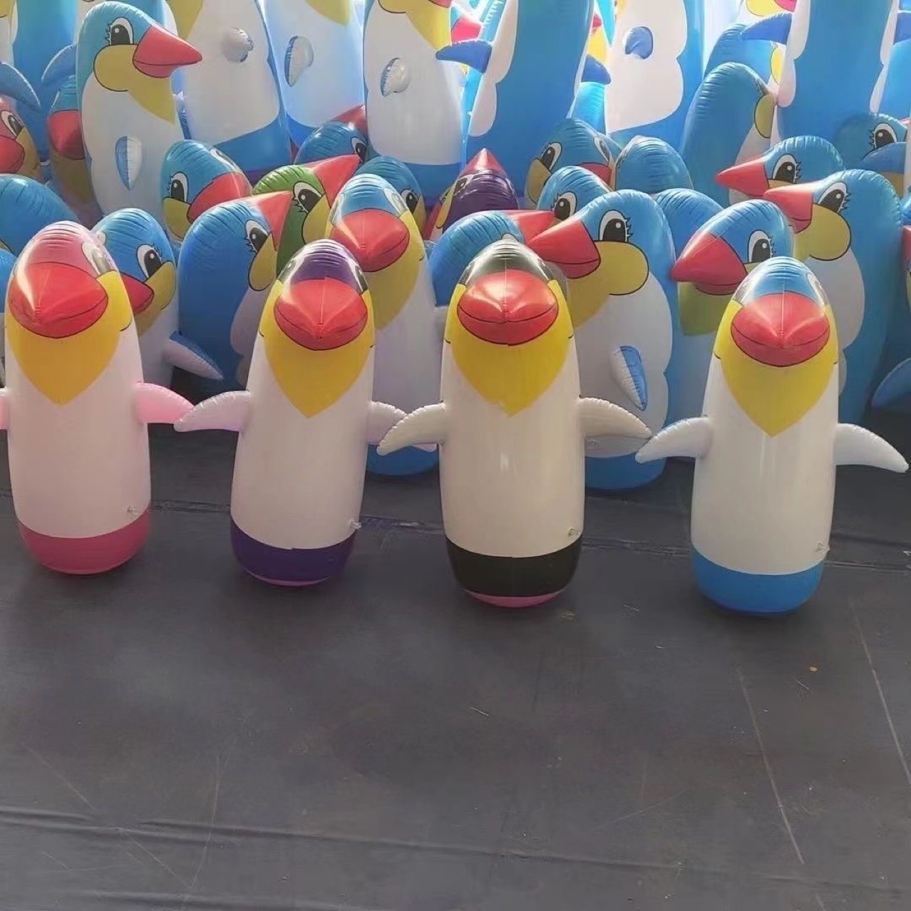 Factory wholesale new children's animal inflatable little penguin pvc inflatable toys cartoon tumbler toys wholesale