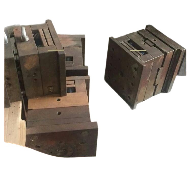 All Factory Waste and Waste Machinery and Equipment Are Packaged and Recycled. Phone Number of Second-Hand Waste Material Acquisition Company