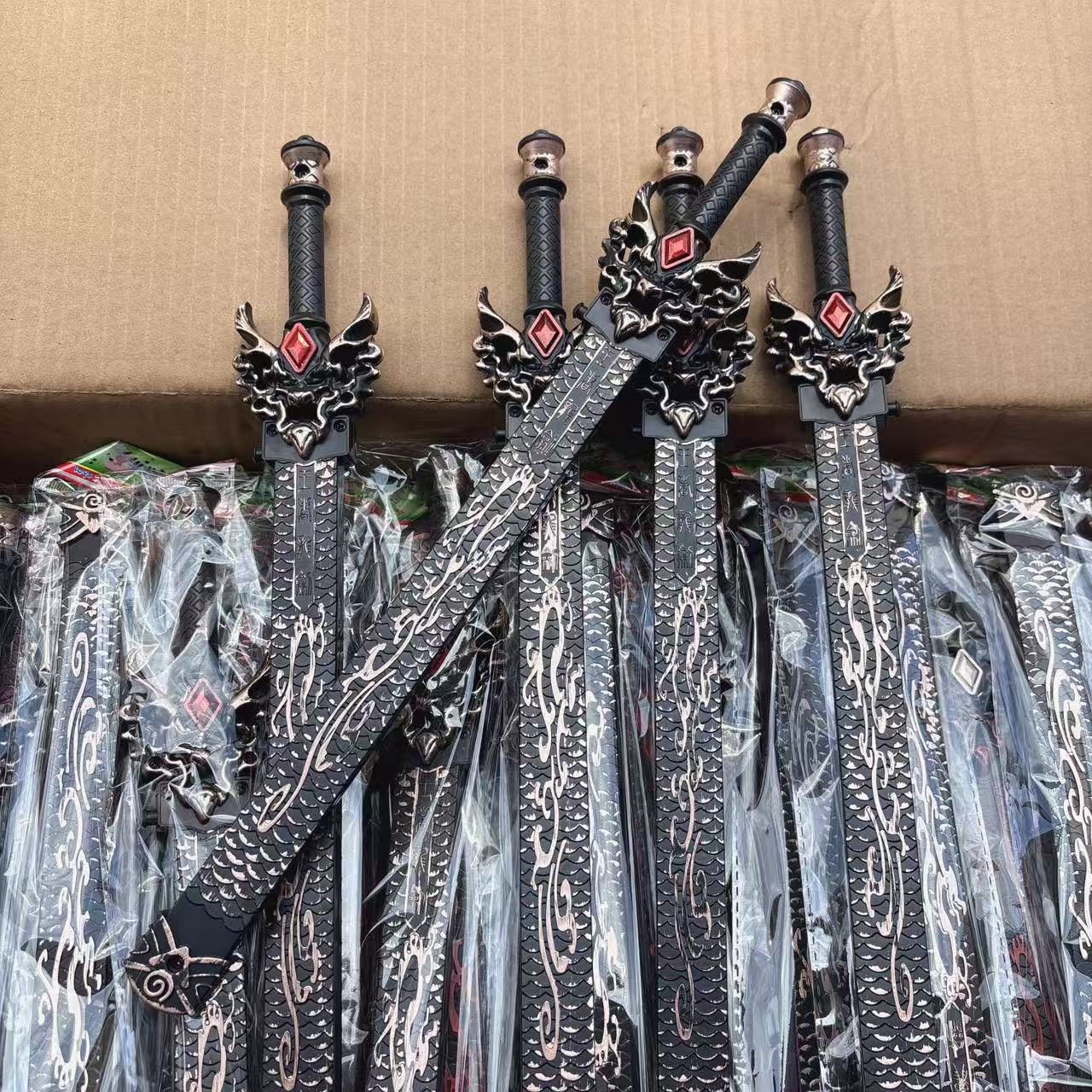 Детский игрушечный меч с выдвижным клинком 38 см реквизиты для сцен