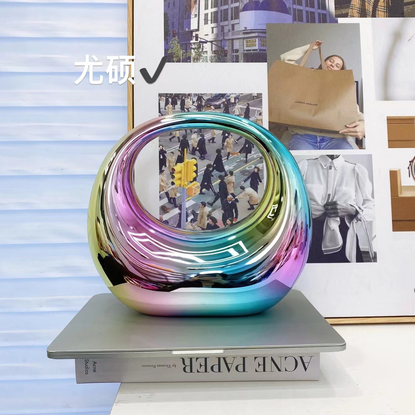 Niche design acrylic golden box bag banquet candy color goose egg cloud shell hand messenger bag for women