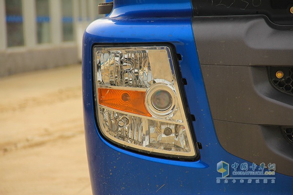 Applicable to Futian ouman H3 headlamp ouman ETX headlight assembly 6 Series 9 series headlamp etx