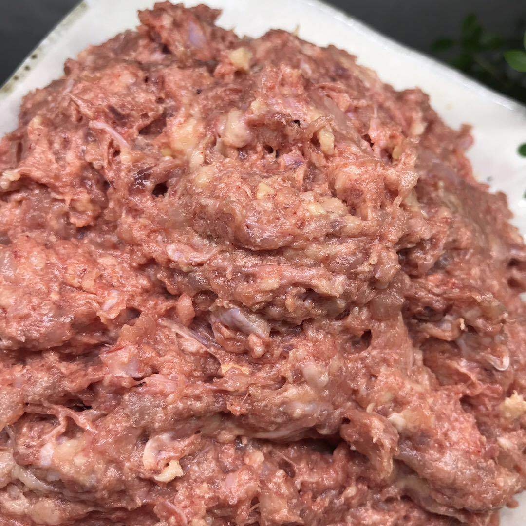 2.5kg Free Shipping Fresh Frozen Raw Chicken Rack Puree Raw Chicken Rack Puree Chicken Puree Raw Bone Meat Dog Food Cat Food