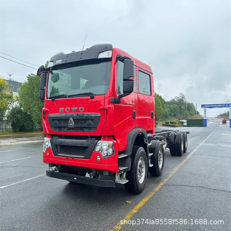 Export China Sinotruk Howo 250 Horsepower Truck Chassis 6-Cylinder German Man Engine Large Pump Power