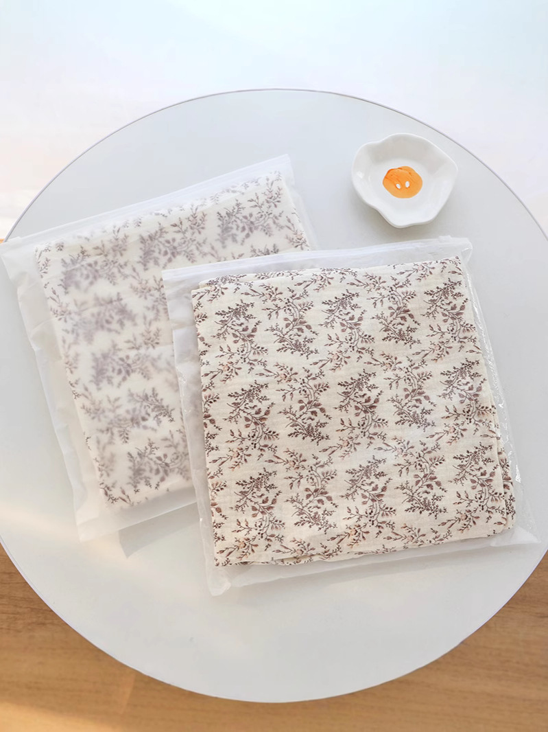 Crepe Cotton Swaddle Towel, Pure Cotton Baby Double-Layer Gauze Bath Towel, Thin Baby Bath Wrap Towel