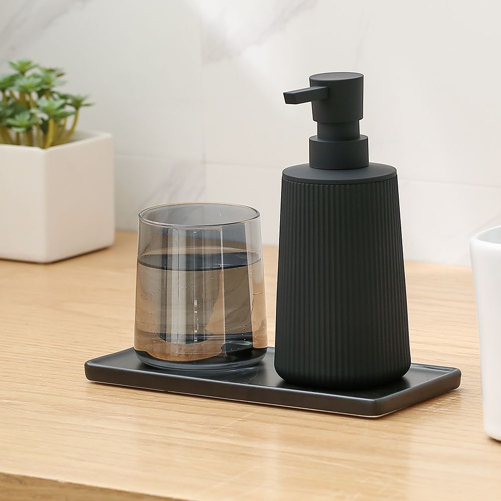 Bathroom Kitchen Hotel Famous Plastic Soap Dispenser Lotion Bottle Refill Bottle for Hand Sanitizer Hand Cream Dishwashing Liquid